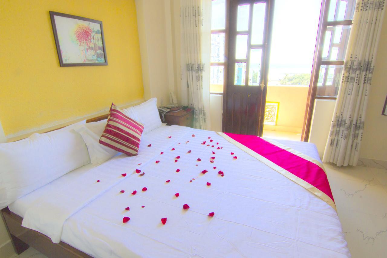 Nam Viet Hotel Vung Tau Buitenkant foto